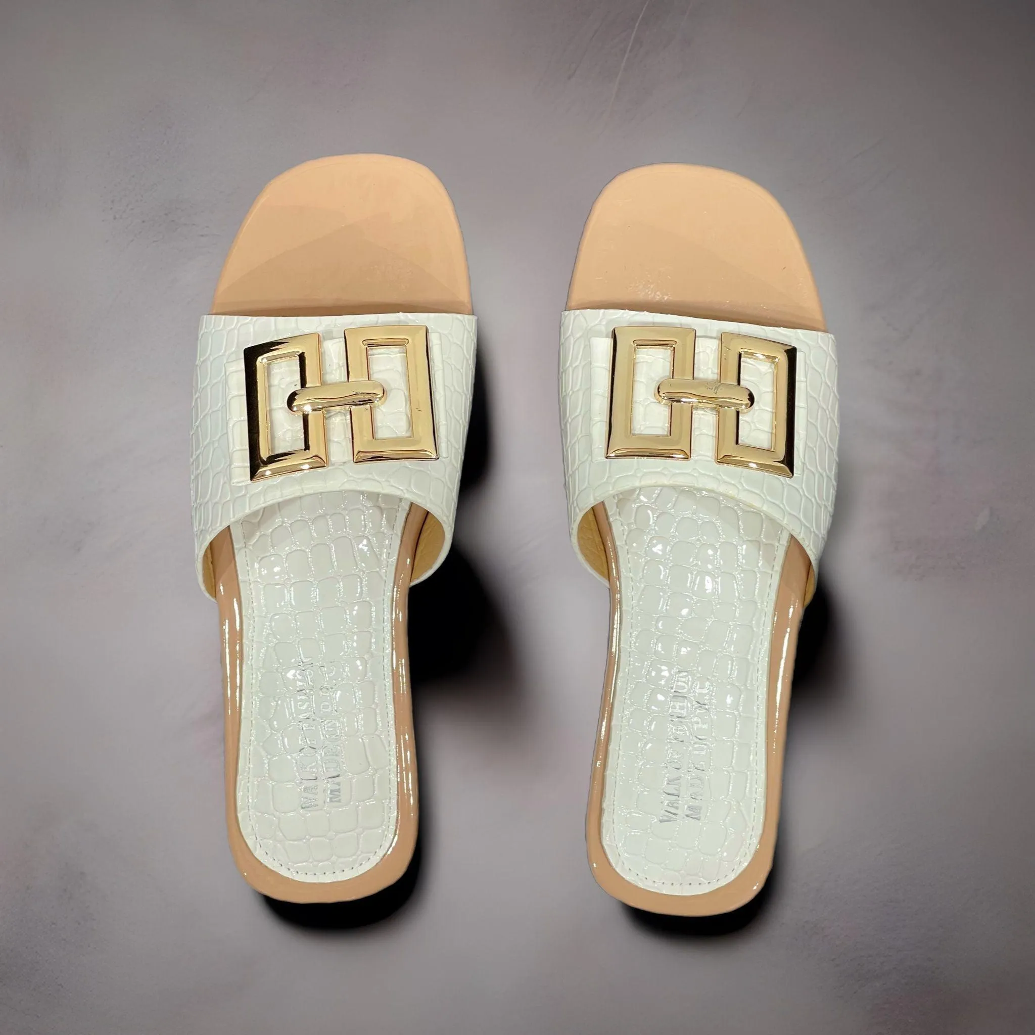 Aobao Walk of Fashion Woman Sandal - 33
