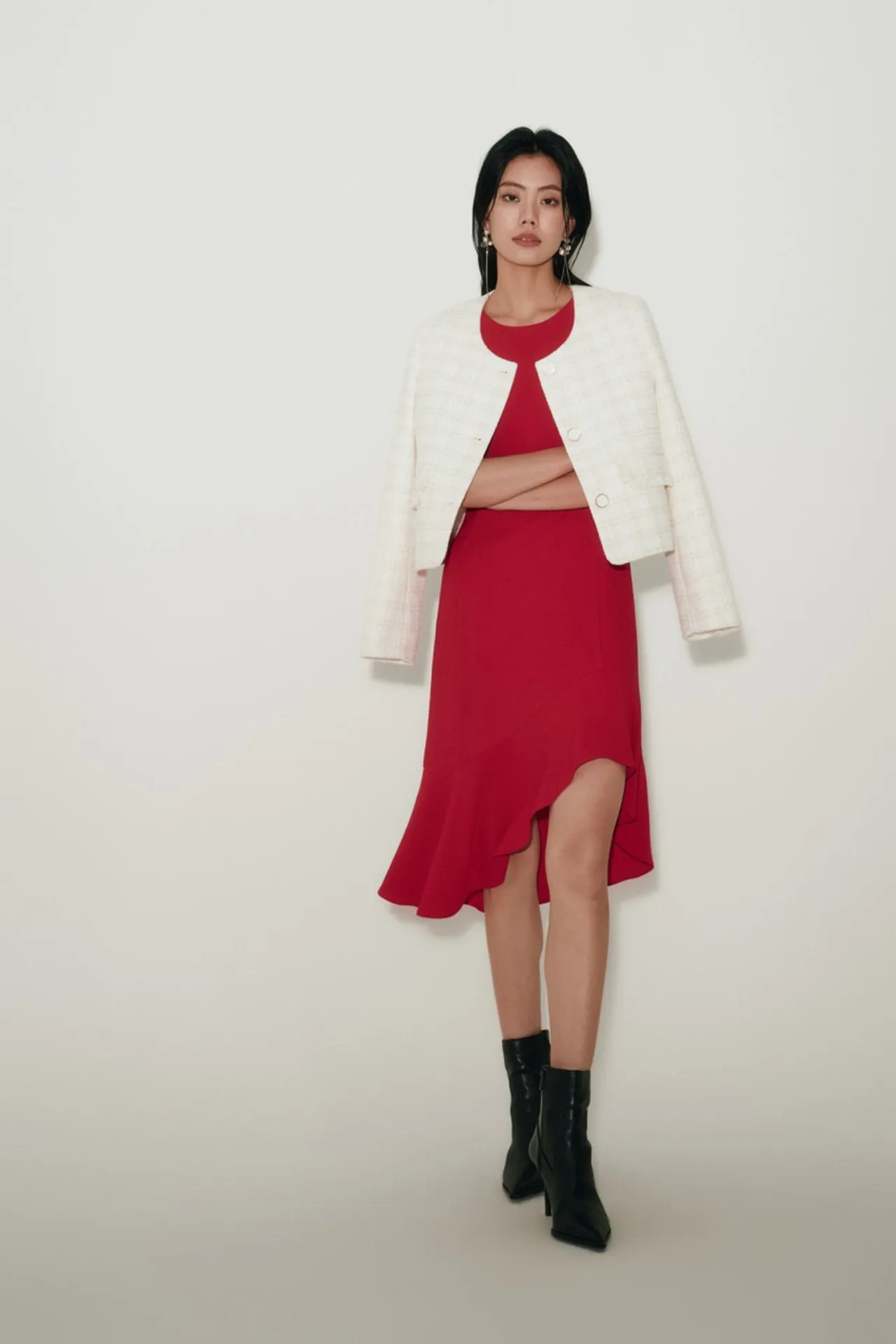 Asymmetric Ruffle Hem Round Neck Dress