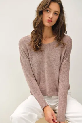 BREEZY V-NECK CASUAL SWEATER