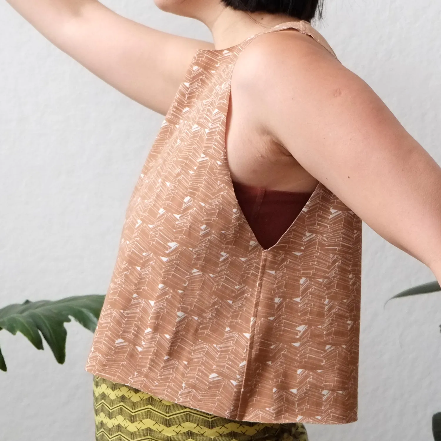 Cropped Summer Tank in Kiwi