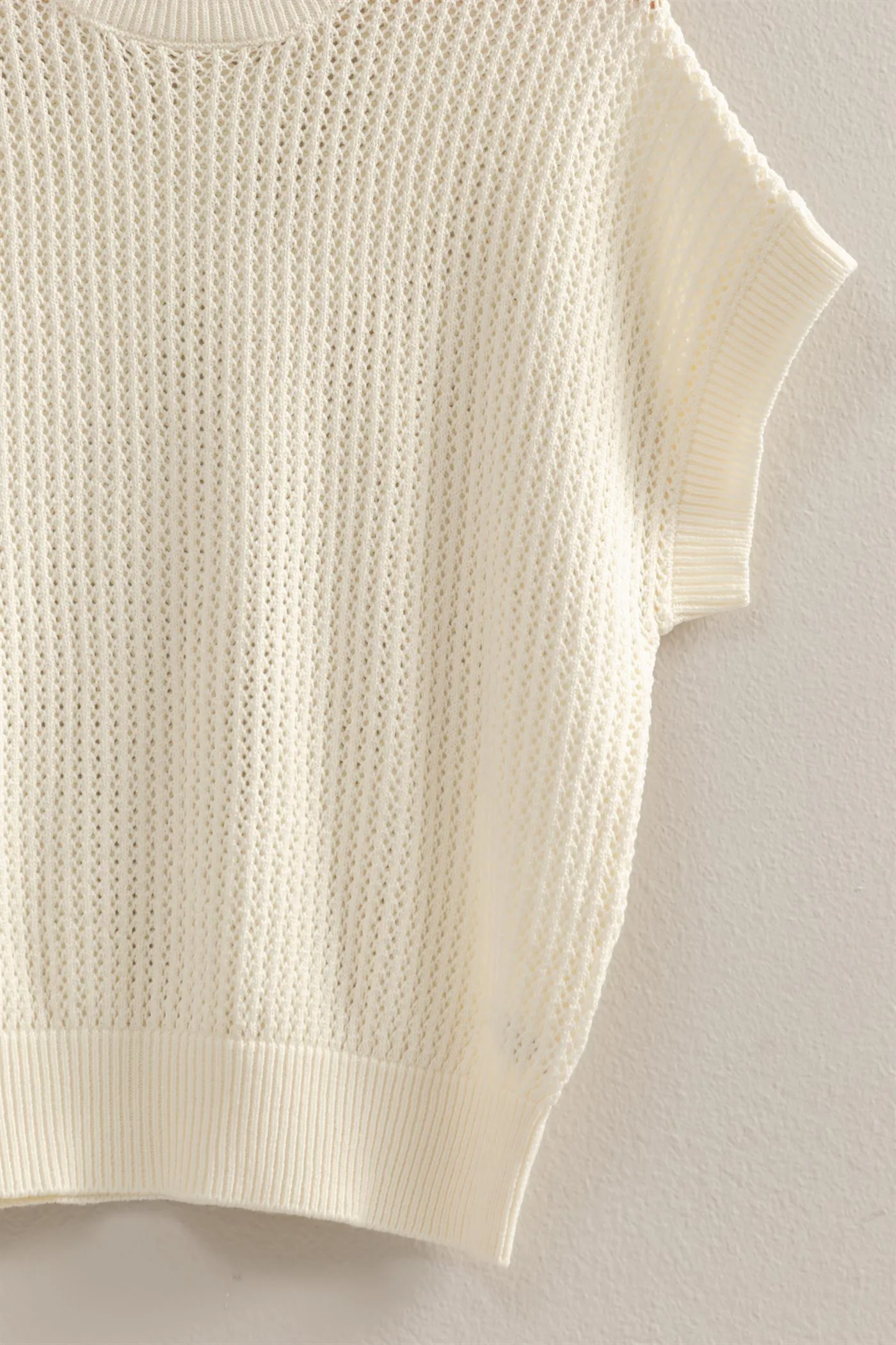 DZ25A688-Staple Open-Knit Dolman Sleeve Top