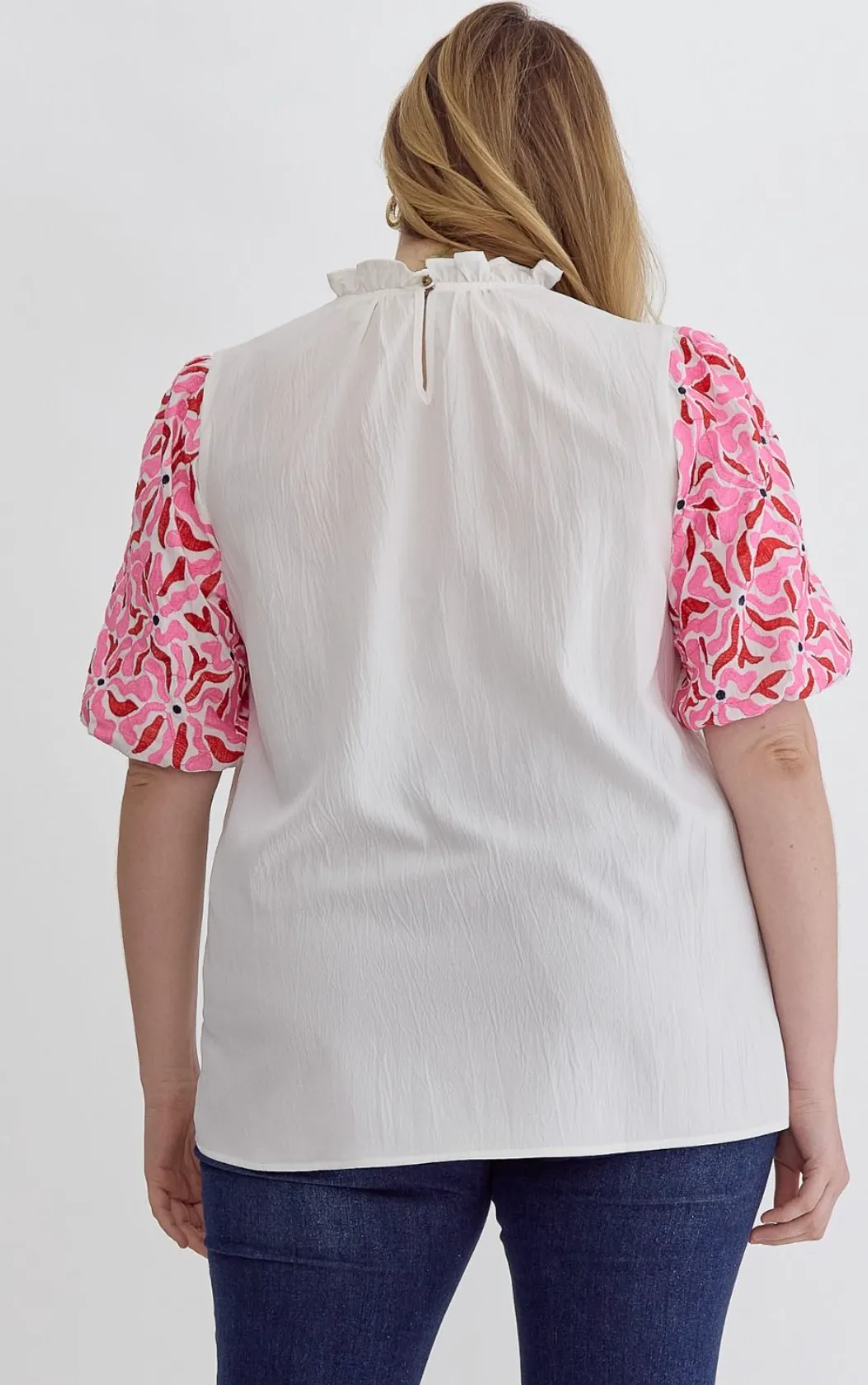 Ellie Mae Embroidered Detail Sleeve Top In Curvy