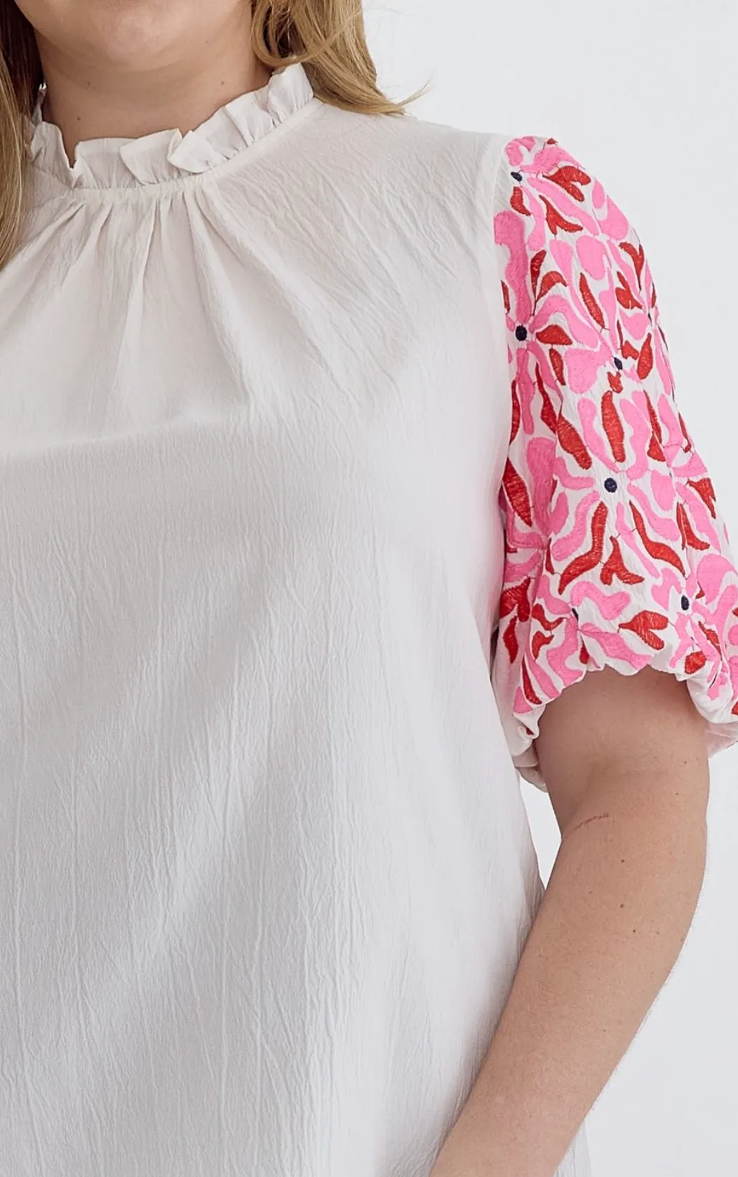 Ellie Mae Embroidered Detail Sleeve Top In Curvy