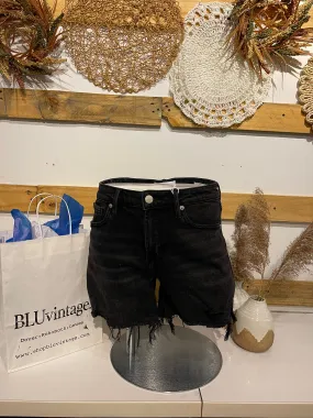 Gordon Shorts In Black