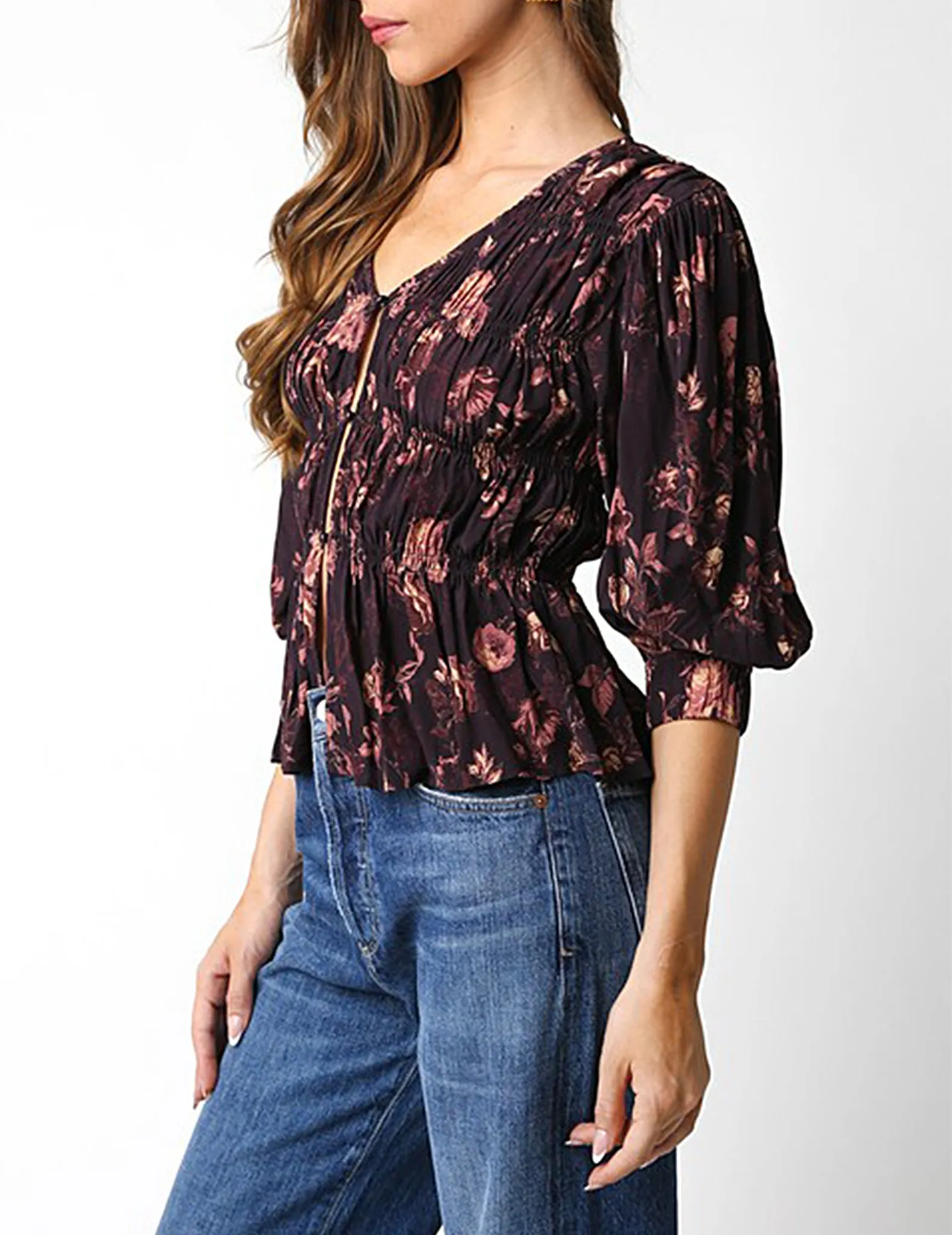 Leona Gathered   Buttoned Floral Top