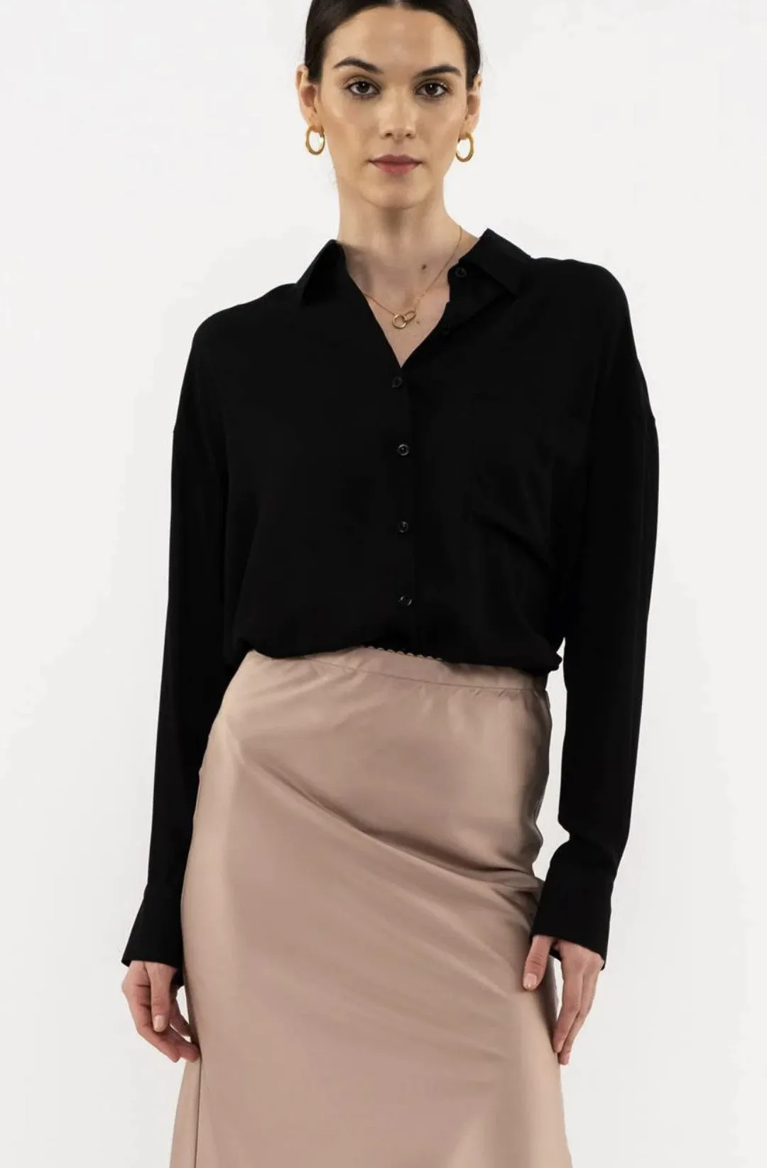 Lightweight button down top