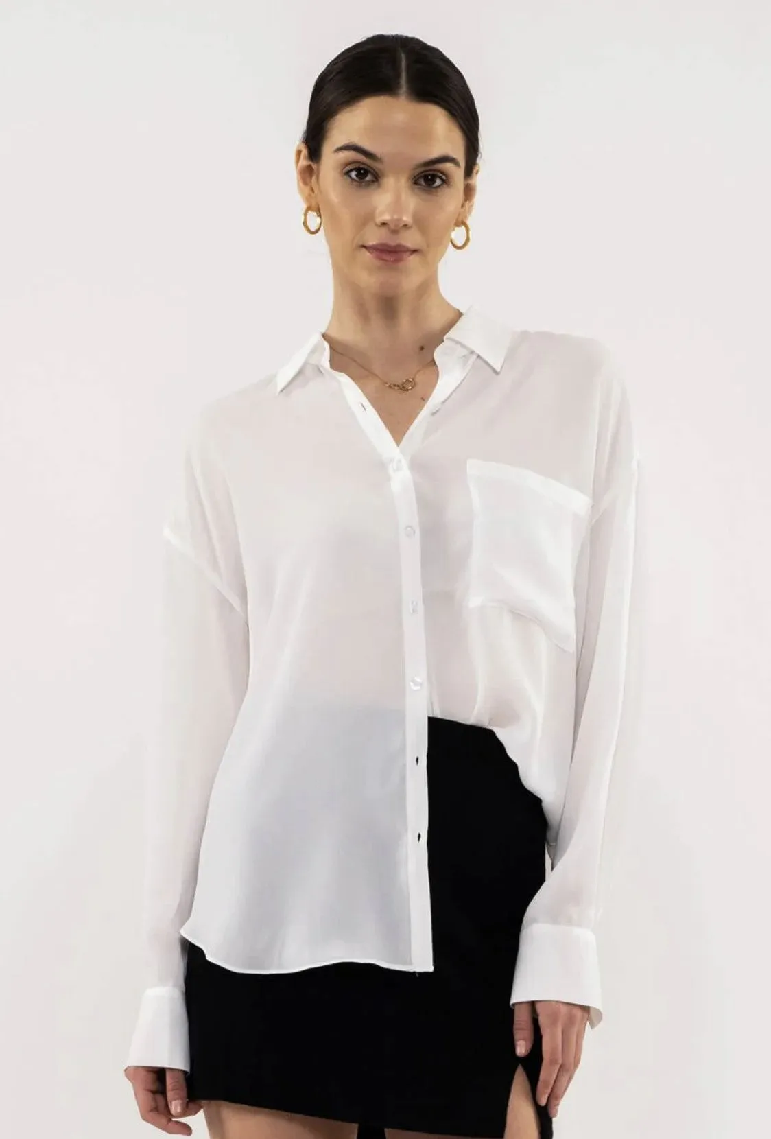 Lightweight button down top
