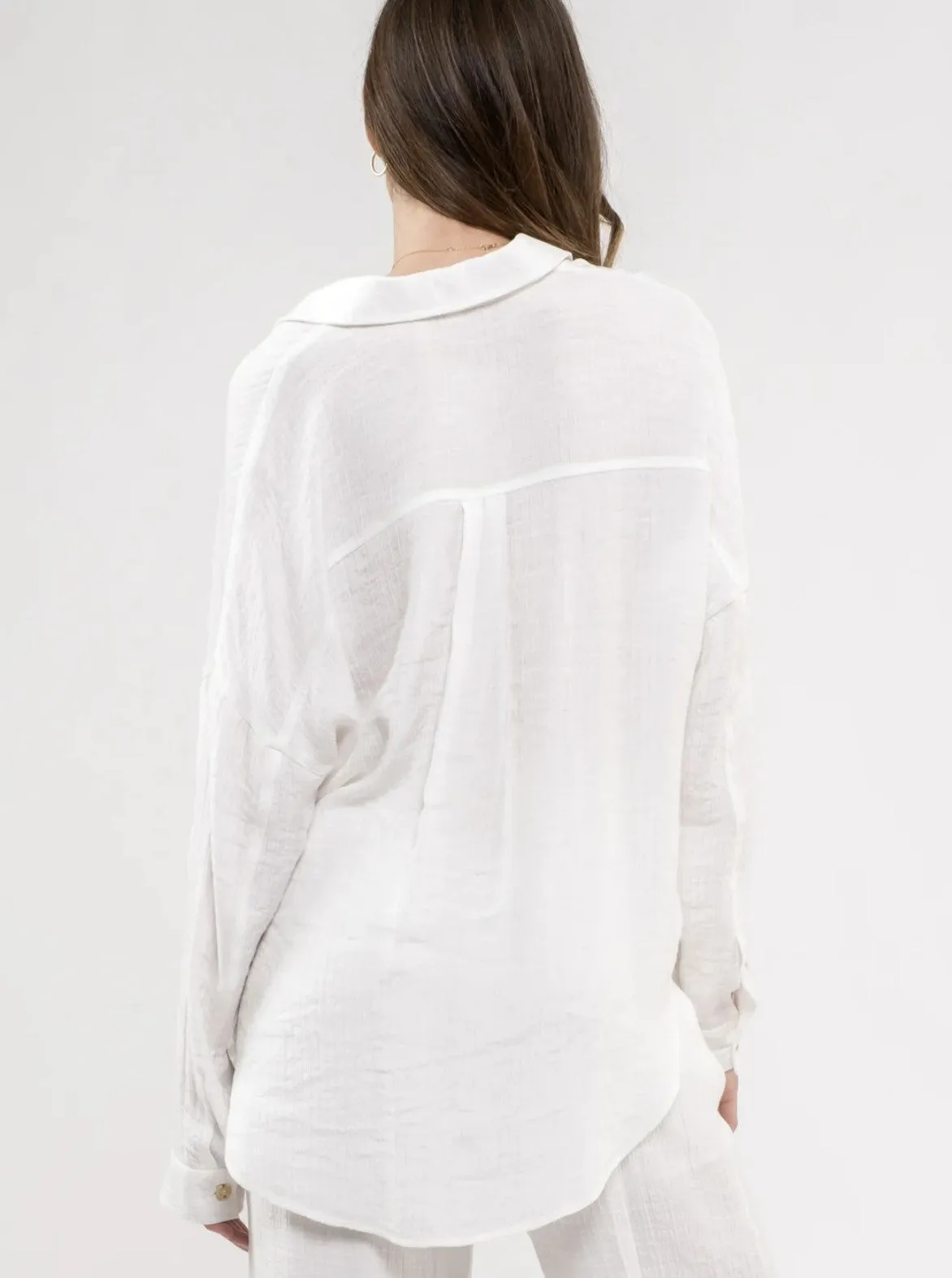 Lightweight button down top