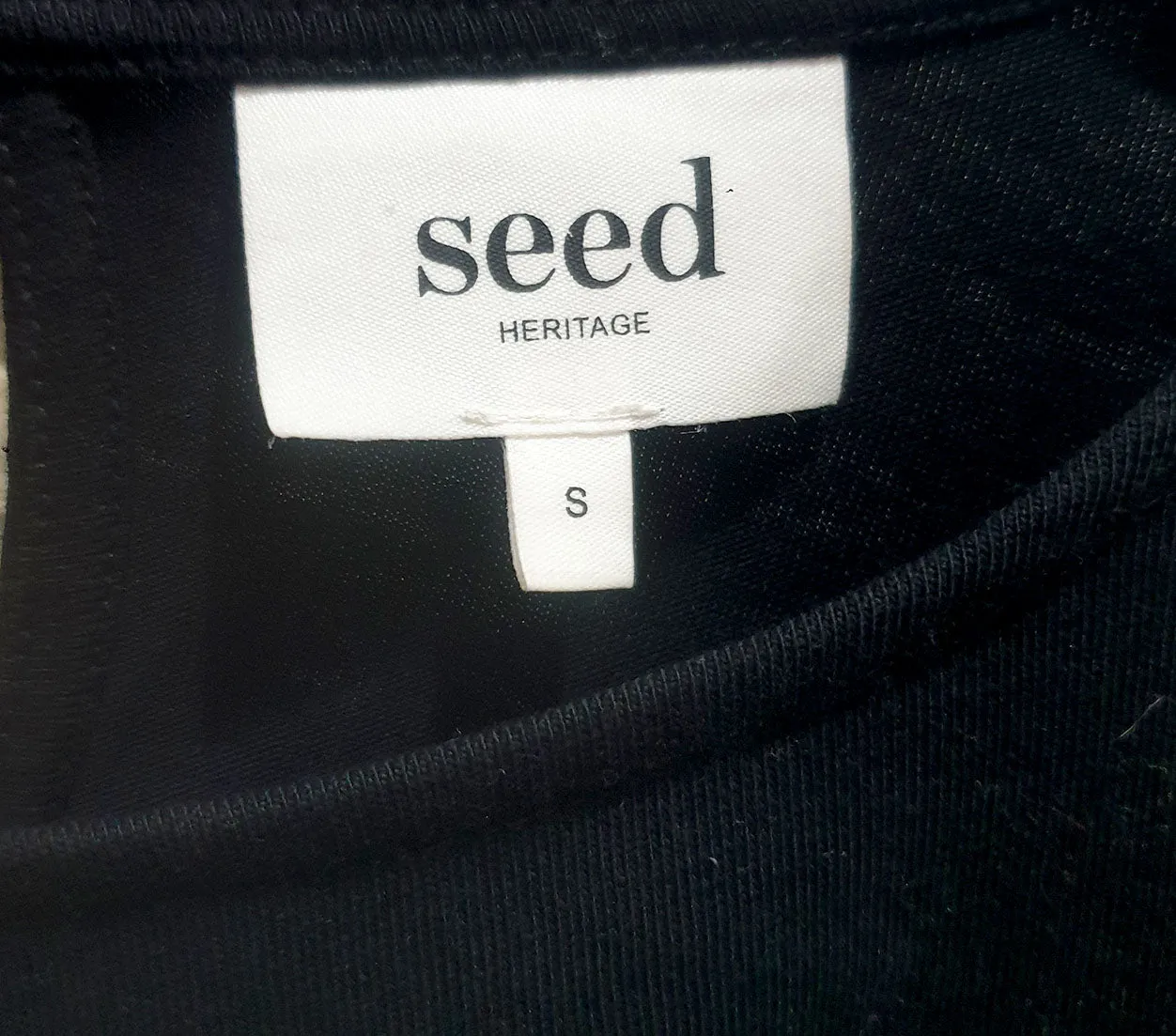 Seed black cotton top size small