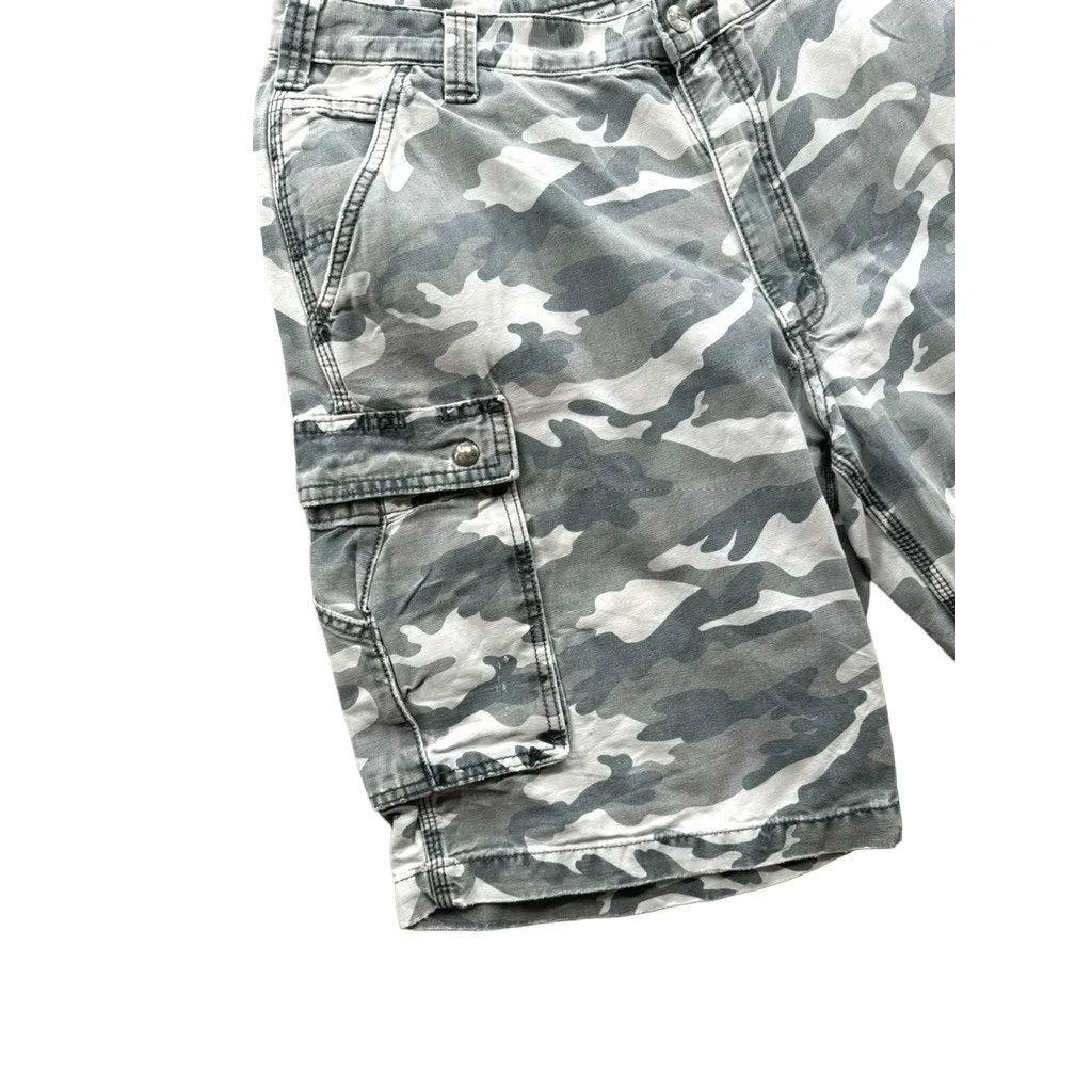 Vintage Carhartt Distressed Relaxed Fit Light Camo Cargo Shorts 40W
