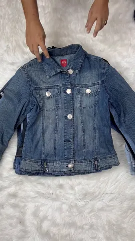 Y2K Denim Jackets - 11 Pieces ( BC-83 )